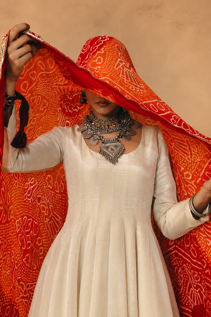 Kiran Chunari